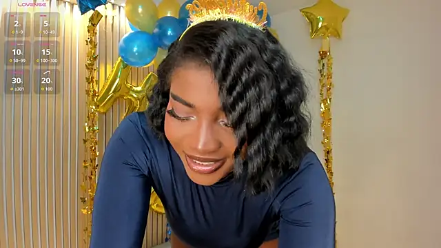 SavannahStorm online show from April 4, 1:43 pm