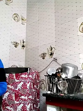 illay love online show from December 21, 4:17 am