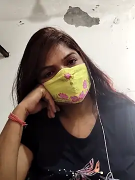 illay love online show from April 15, 11:44 am