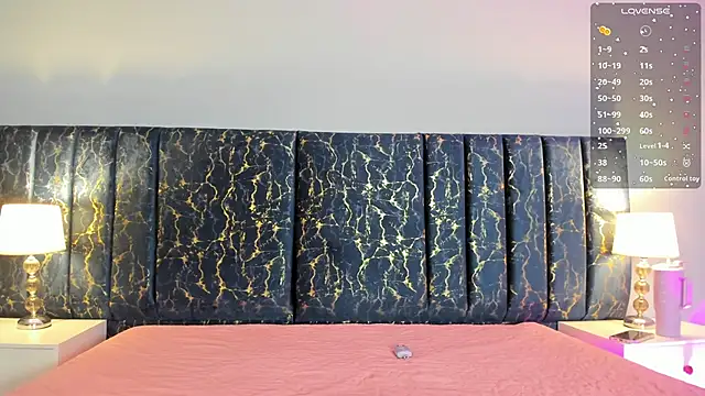 Sophia Lemos online show from September 9, 1:44 pm