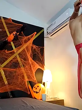 Adel Nesbiit online show from October 25, 7:54 pm