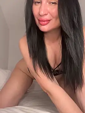 Helena7077 online show from May 12, 11:39 am