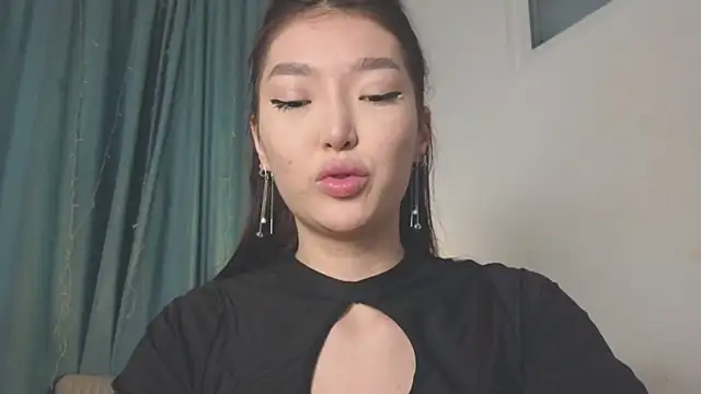 AudreyMell online show from February 7, 4:44 pm