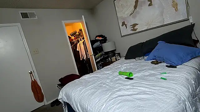 Mrkarizma online show from February 10, 7:55 am