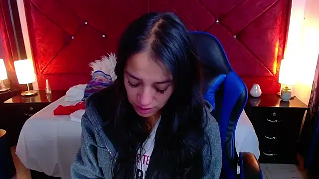 Julietacollins06 online show from February 3, 1:16 pm