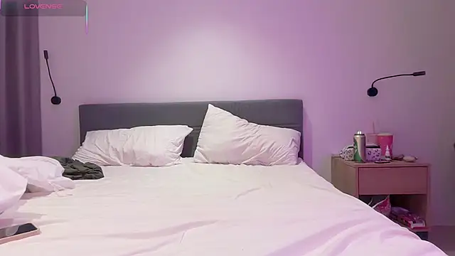 Alice Pinkhead online show from November 22, 3:48 pm