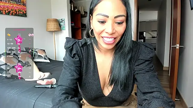 CindyWilliams  online show from March 17, 2:10 pm