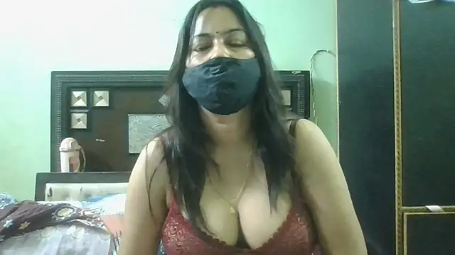 couplesuni online show from August 3, 3:10 am