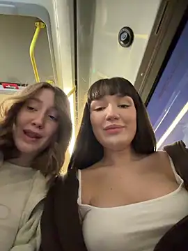 Sophie Avory online show from April 20, 6:11 pm