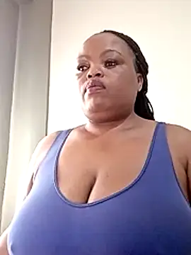 hugemelonsxxx online show from May 30, 9:07 am