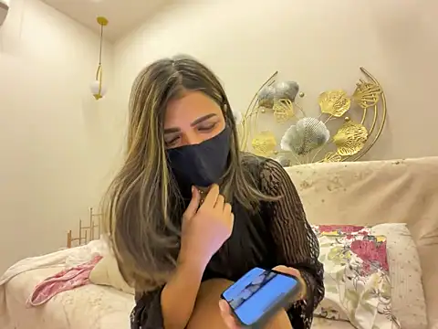 MaYaa  11 online show from March 6, 8:31 am