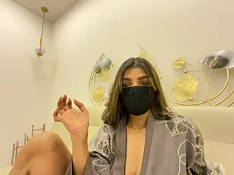 MaYaa  11 online show from April 14, 7:19 am