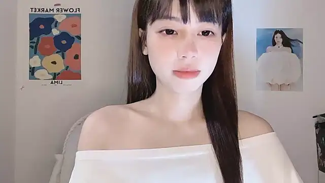 -Hottie online show from November 15, 4:30 pm