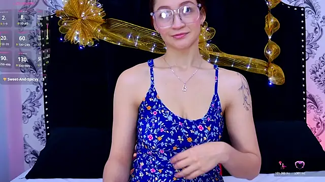 SaaraBrown online show from December 22, 12:41 pm