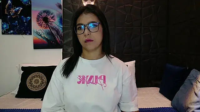 graceymilf666 online show from January 6, 12:09 pm