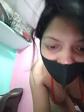 Hotty-Divya online show from May 18, 4:07 am