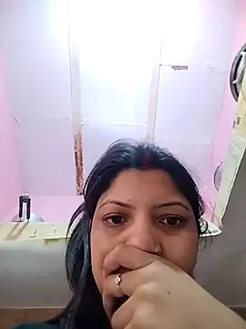 Hotty-Divya online show from March 24, 6:08 am