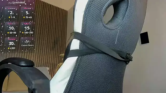 dania miller  online show from October 24, 3:13 am