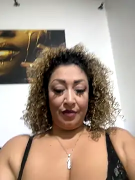 Katti Barrera online show from October 28, 2:45 pm