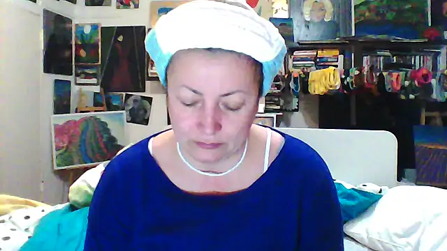 MariaAnaSunshine online show from January 18, 8:05 pm