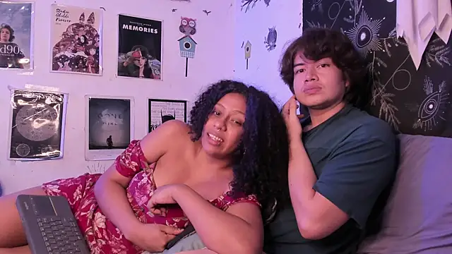 hothoneychile online show from April 9, 6:19 am