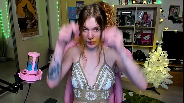 Sunny Elly online show from December 16, 9:48 am