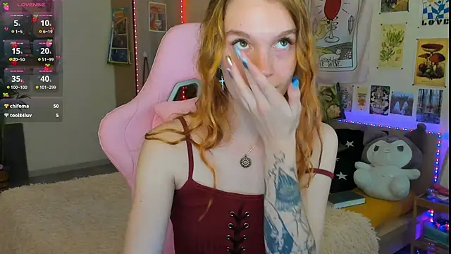 Sunny Elly online show from September 14, 7:50 am