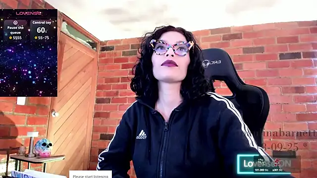 paulinabarnett- online show from September 18, 3:54 pm