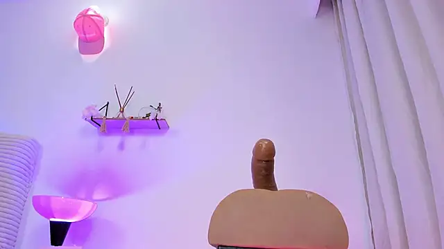 tiffanyconnor online show from February 24, 2:11 am