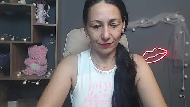 LiluGrants online show from September 20, 6:17 pm