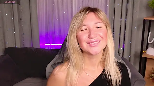 MilaBott online show from September 17, 8:29 pm