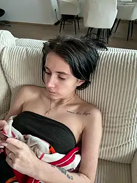 Lena Lang online show from April 1, 3:53 pm