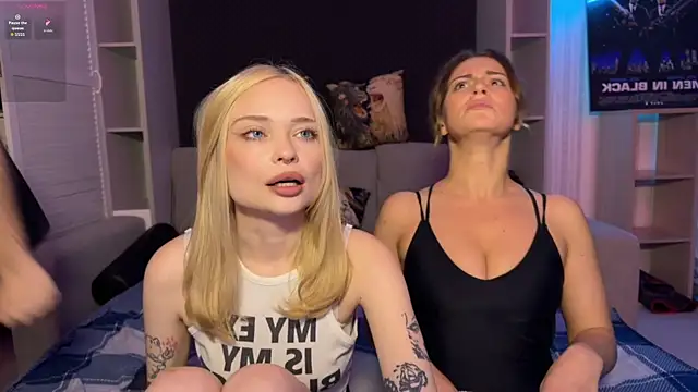 dollfromvenus online show from July 22, 10:22 pm