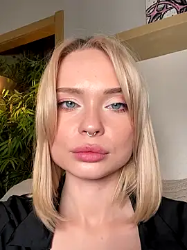 dollfromvenus online show from September 21, 7:34 pm