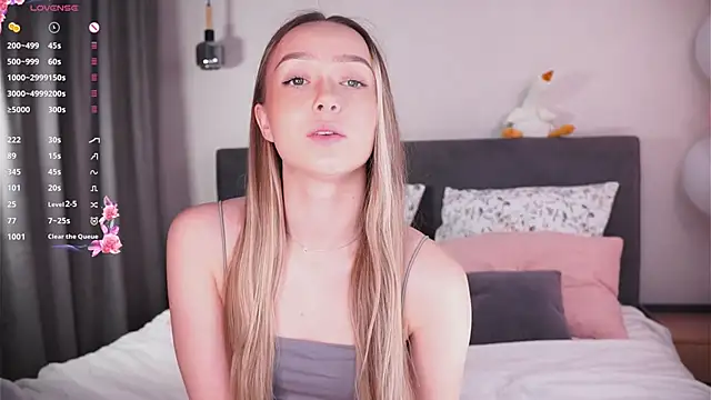 HollisBeckett online show from March 24, 3:12 am