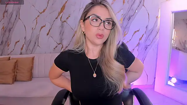 ChloePreston  online show from February 11, 12:06 pm