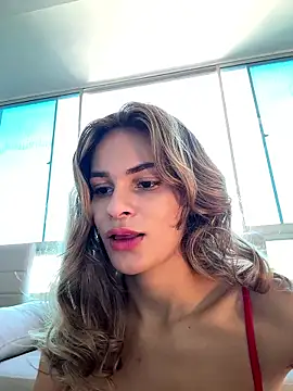 cuteluci  online show from January 18, 1:07 pm