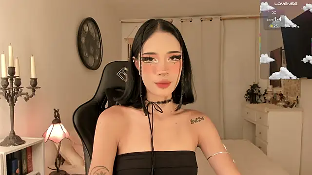 Nefftis online show from October 17, 11:52 pm