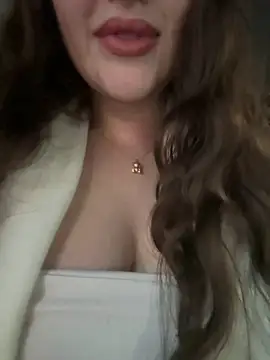 Elinatiranda online show from March 13, 3:41 am