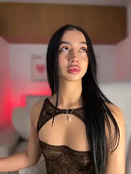 maddy bronw  online show from October 16, 10:34 pm