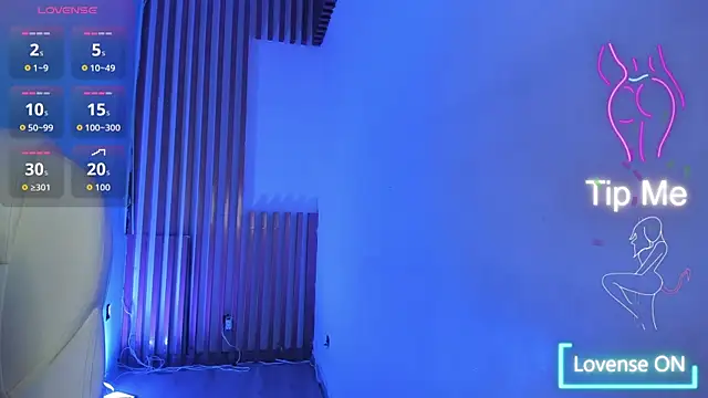 TinaJonnes  online show from December 14, 6:08 am