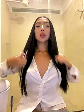 SOPHIACANDY19  online show from September 23, 11:36 pm