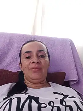 Samantha Sullivan  online show from March 9, 12:19 pm