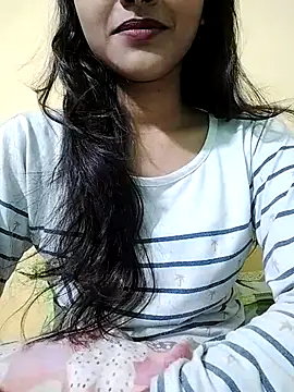 MISSQUEEN48 online show from January 6, 5:44 am