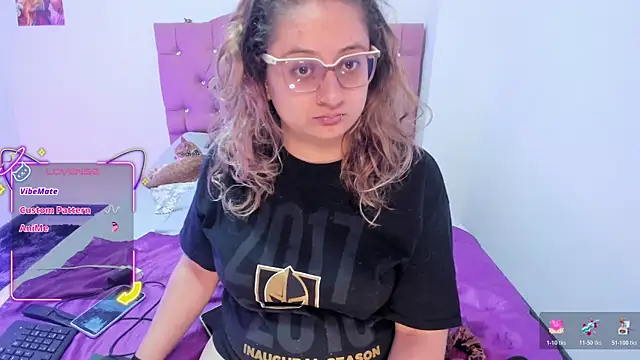 AnnieBigBoobs online show from December 18, 9:08 pm