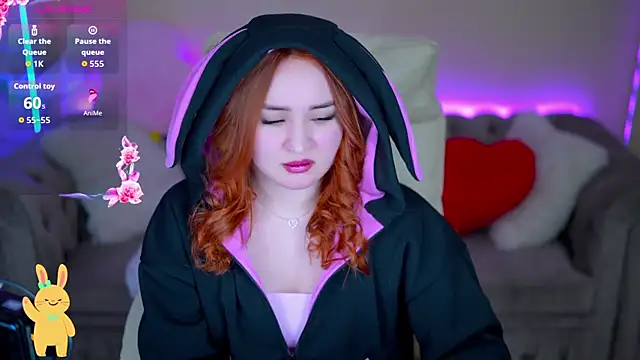 LovelyBell online show from February 27, 2:06 pm