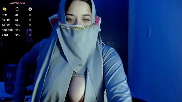 janna isa online show from September 29, 11:21 pm