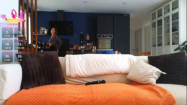 Luxymin34 online show from November 10, 1:06 pm