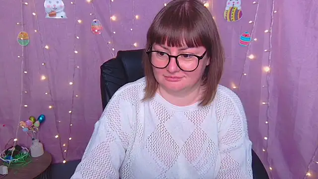 ZannaDreil online show from April 9, 4:48 am