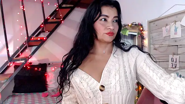 luna sky83 online show from November 29, 8:07 am